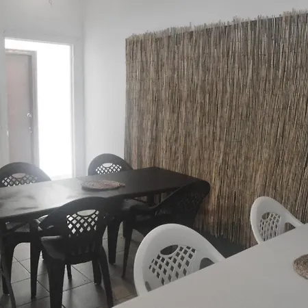Nuevo Coruna Backpackers 호스텔