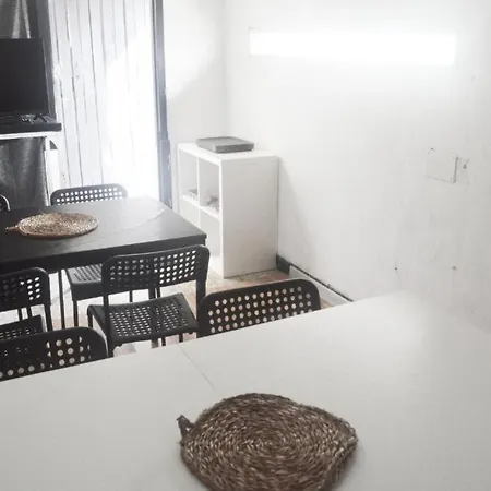 Nuevo Coruna Backpackers 호스텔 카르바요