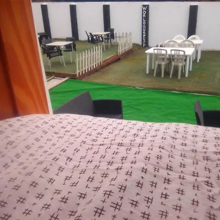 Nuevo Coruna Backpackers Albergue *