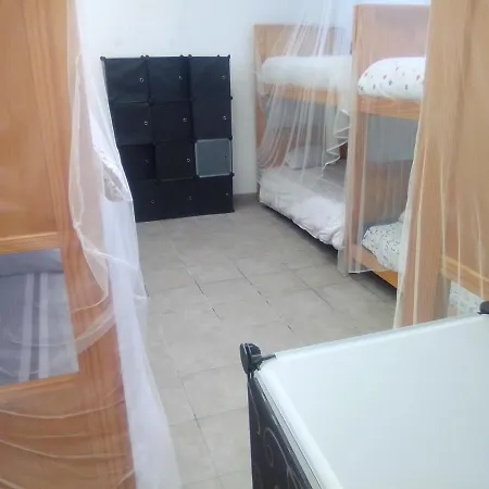 Nuevo Coruna Backpackers * 카르바요